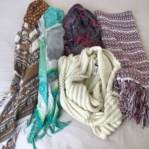 Bundle of scarves